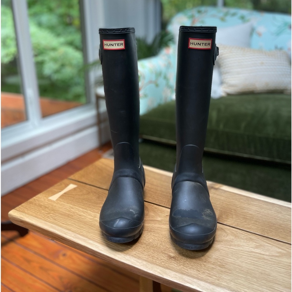 Hunter Tall Rain Boots Size 6